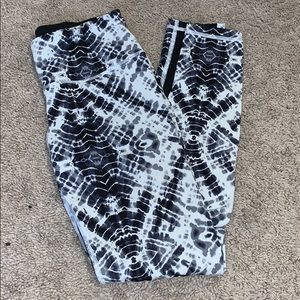 Victoria’s Secret leggings- size Small